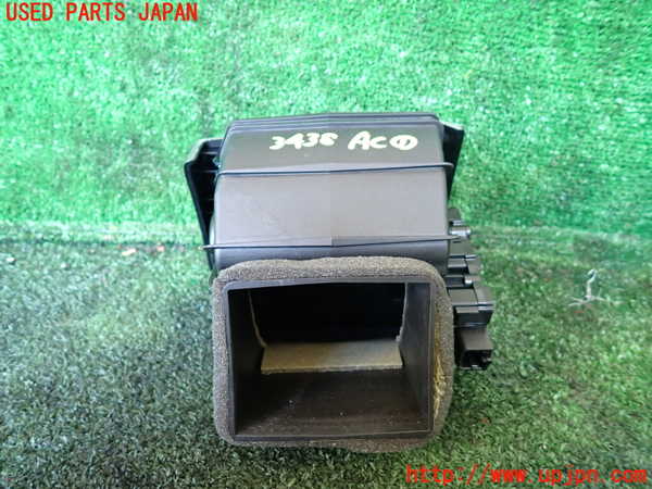 1UPJ-9234387526]ジャガー・XF スポーツブレイク(JBS2NC)エアコン吹き出し口1 中古_3