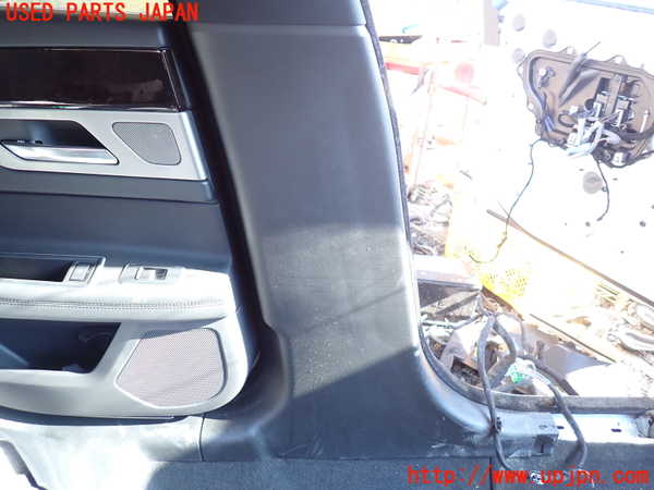 1UPJ-9234387670]ジャガー・XF スポーツブレイク(JBS2NC)左センターピラートリム 中古_3