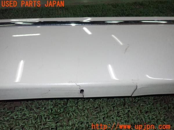 3UPJ=9234390013]エスクァイア ハイブリッドXi(ZWR80G)MODELLISTA モデリスタ バックドアスムージングパネル 中古_4