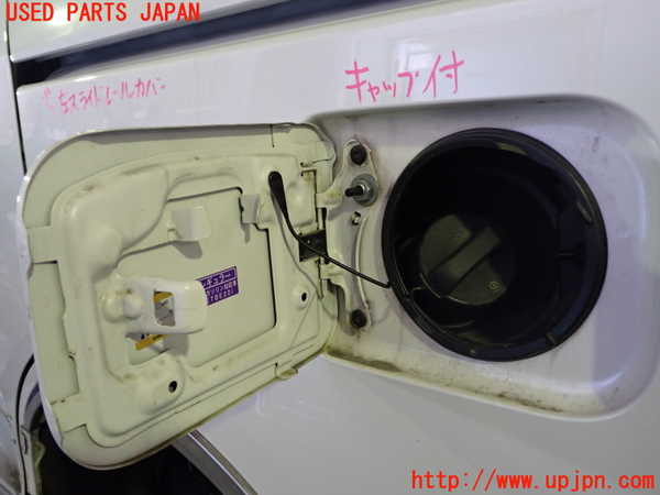 1UPJ-9234391690]エスクァイアハイブリッド(ZWR80G)フューエルリッド 中古_2