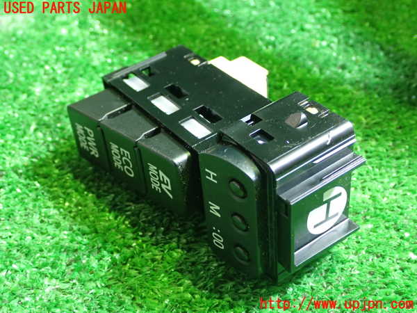 1UPJ-9234396307]エスクァイアハイブリッド(ZWR80G)スイッチ2 中古_3