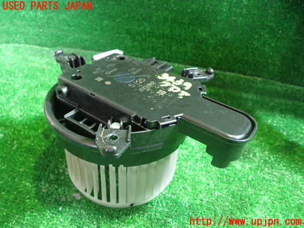 1UPJ-9234396095]エスクァイアハイブリッド(ZWR80G)ブロアファン(ブロアーファン) 中古_2