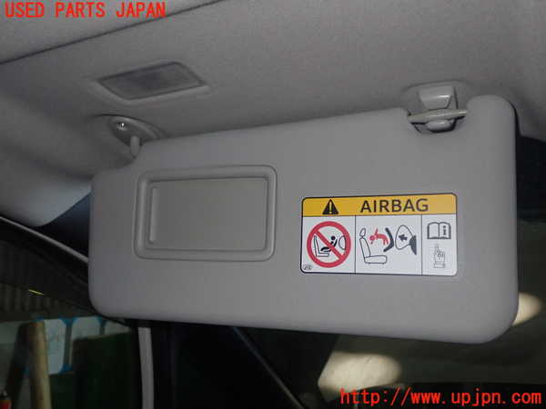 1UPJ-9234397630]エスクァイアハイブリッド(ZWR80G)室内サンバイザー左側 中古_2