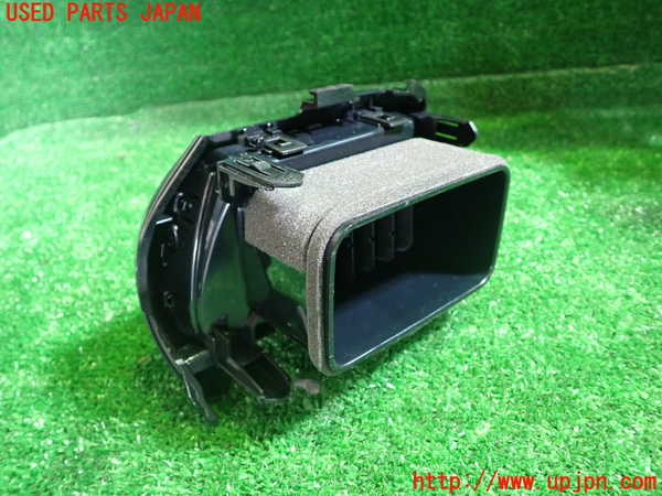 1UPJ-9234397527]エスクァイアハイブリッド(ZWR80G)エアコン吹き出し口2 中古_3