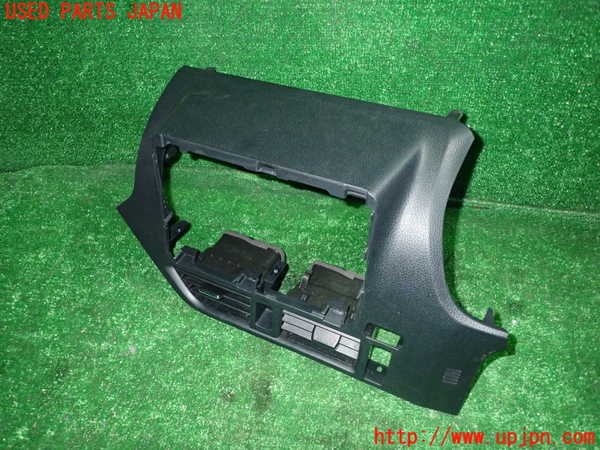 1UPJ-9234397528]エスクァイアハイブリッド(ZWR80G)エアコン吹き出し口3 中古_2