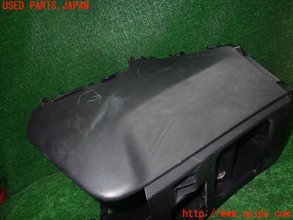 1UPJ-9234397549]エスクァイアハイブリッド(ZWR80G)コンソール 中古_3