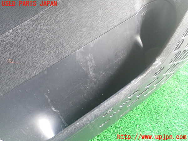 1UPJ-9234391264]エスクァイアハイブリッド(ZWR80G)左前ドア内張り 中古_3