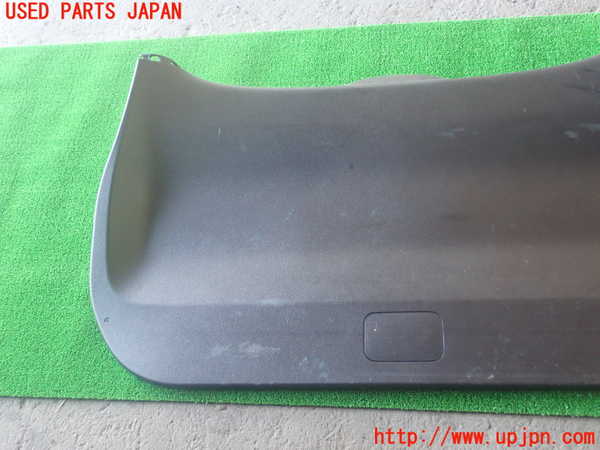1UPJ-9234391578]エスクァイアハイブリッド(ZWR80G)バックドア内張り 中古_3