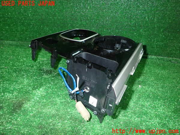 1UPJ-9234397691]エスクァイアハイブリッド(ZWR80G)内装トリム類1 中古_3