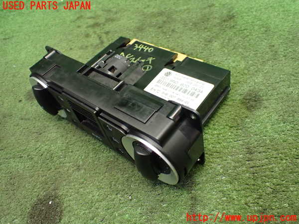 1UPJ-9234406066]アウディ・TT ロードスター(8NAUQ)エアコンスイッチ1 中古_2
