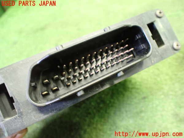 1UPJ-9234406115]アウディ・TT ロードスター(8NAUQ)ミッションコンピューター 中古_3