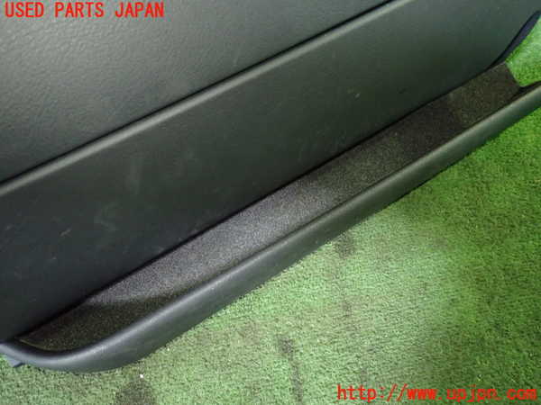 1UPJ-9234407516]アウディ・TT ロードスター(8NAUQ)グローブボックス1 中古_3