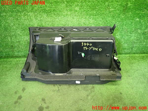 1UPJ-9234407516]アウディ・TT ロードスター(8NAUQ)グローブボックス1 中古_5