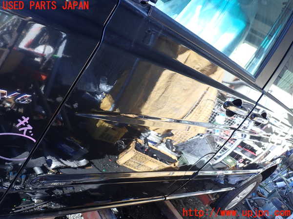 1UPJ-9234411260]ベンツ V350 W639(639811C)左前ドア 中古_3