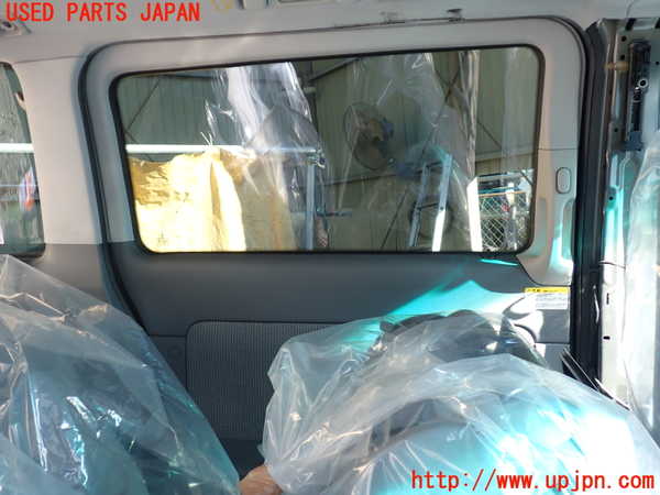 1UPJ-9234411320]ベンツ V350 W639(639811C)左後ドア 中古_4