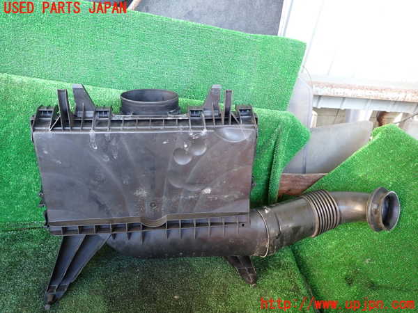 1UPJ-9234412560]ベンツ V350 W639(639811C)エアクリーナーボックス 中古_2