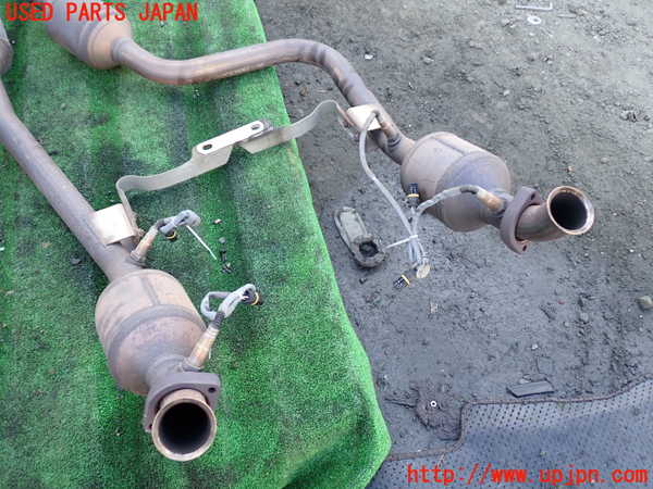 1UPJ-9234412661]ベンツ V350 W639(639811C)触媒1 中古_4