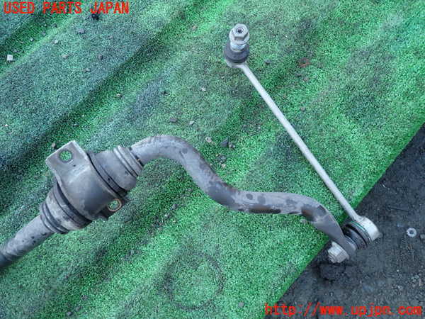 1UPJ-9234415440]ベンツ V350 W639(639811C)フロントスタビライザー 中古_3