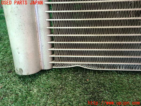 1UPJ-9234416031]ベンツ V350 W639(639811C)エアコンコンデンサー1 中古_3