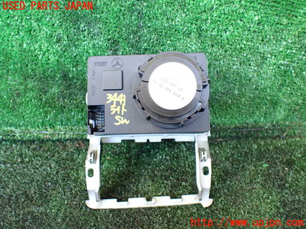 1UPJ-9234416285]ベンツ V350 W639(639811C)ライトスイッチ 中古_3