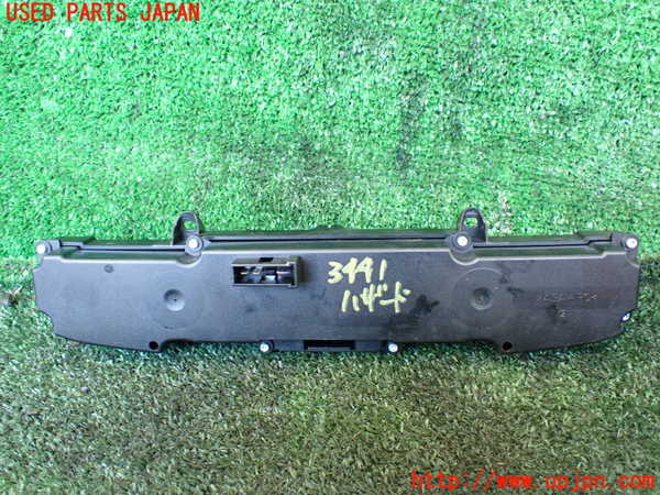 1UPJ-9234416290]ベンツ V350 W639(639811C)ハザードスイッチ 中古_2