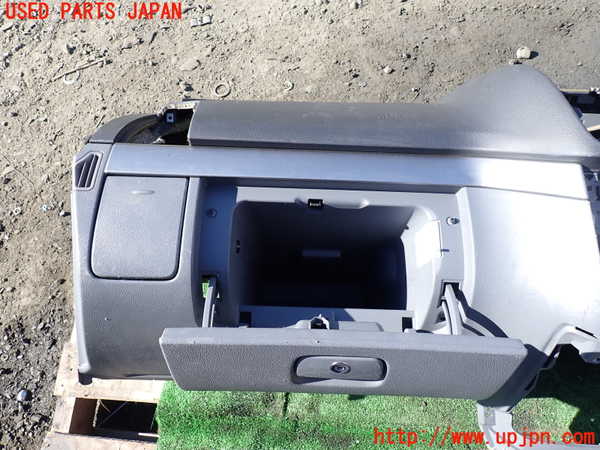 1UPJ-9234417505]ベンツ V350 W639(639811C)ダッシュボード 中古_2