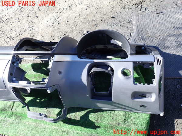 1UPJ-9234417505]ベンツ V350 W639(639811C)ダッシュボード 中古_3