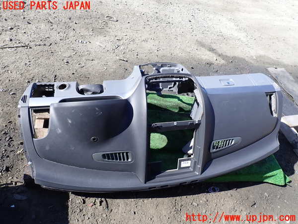 1UPJ-9234417505]ベンツ V350 W639(639811C)ダッシュボード 中古_4