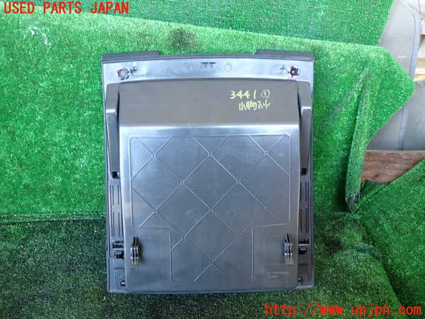 1UPJ-9234417841]ベンツ V350 W639(639811C)小物入れ1 中古_4