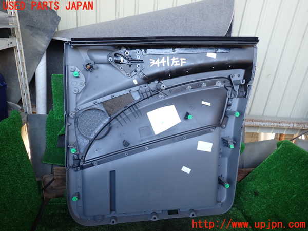 1UPJ-9234411264]ベンツ V350 W639(639811C)左前ドア内張り 中古_4