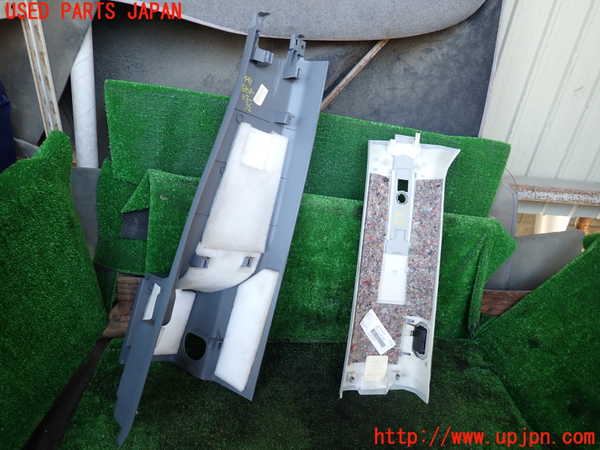 1UPJ-9234417670]ベンツ V350 W639(639811C)左センターピラートリム 中古_2