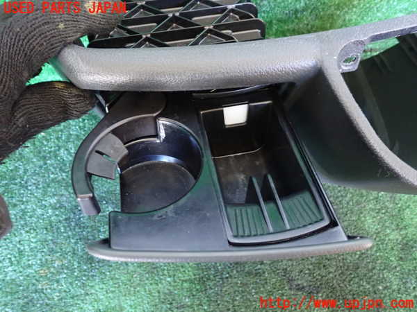1UPJ-9234417810]ベンツ V350 W639(639811C)ドリンクホルダー 中古_2