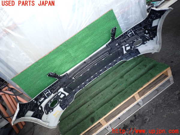 2UPJ-9234421010]ベンツ C200(204048)(204)フロントバンパー 中古_5