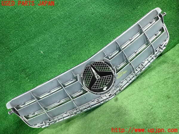 2UPJ-9234421050]ベンツ C200(204048)(204)ラジエターグリル 中古_2