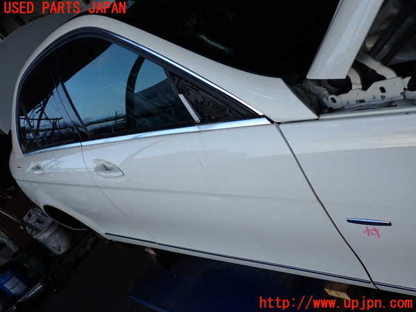 2UPJ-9234421230]ベンツ C200(204048)(204)右前ドア 中古(43R-001582 M3240)_2