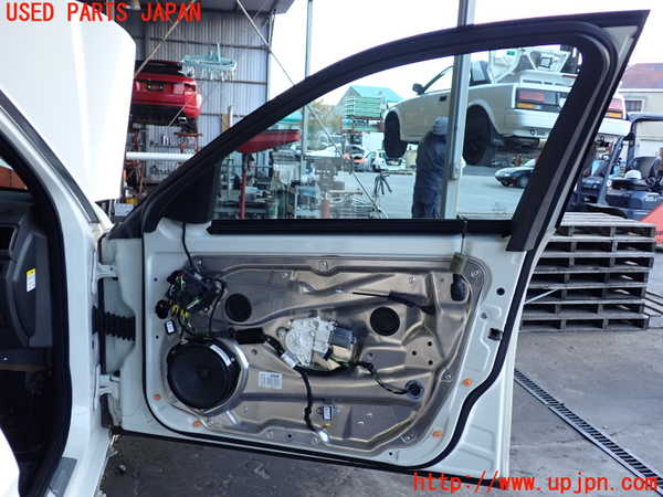 2UPJ-9234421230]ベンツ C200(204048)(204)右前ドア 中古(43R-001582 M3240)_4