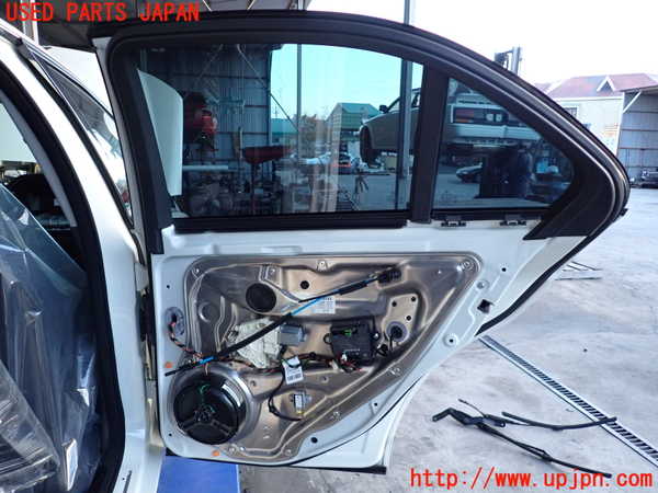 2UPJ-9234421290]ベンツ C200(204048)(204)右後ドア 中古(43R-001582 M3240)_4