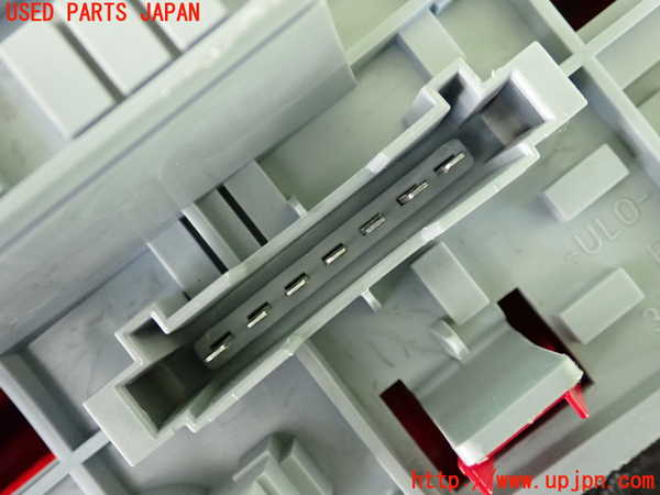 2UPJ-9234421530]ベンツ C200(204048)(204)右テールランプ 中古_4