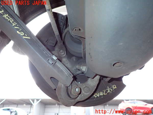 2UPJ-9234424300]ベンツ C200(204048)(204)右リアナックルハブ 中古_2