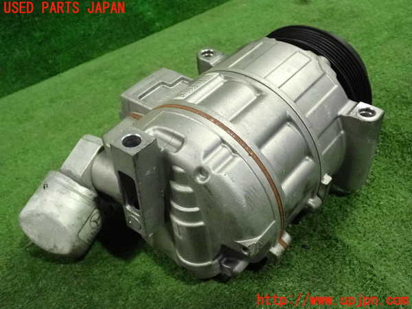 2UPJ-9234426025]ベンツ C200(204048)(204)エアコンコンプレッサー 中古_2