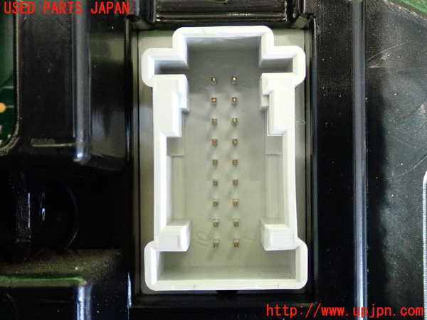 2UPJ-9234426170]ベンツ C200(204048)(204)スピードメーター 中古_4