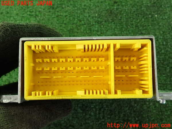 2UPJ-9234426145]ベンツ C200(204048)(204)エアバッグコンピューター 中古_4