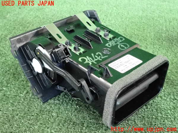 2UPJ-9234427526]ベンツ C200(204048)(204)エアコン吹き出し口1 (右) 中古_3