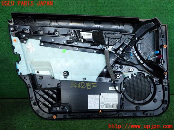 2UPJ-9234421234]ベンツ C200(204048)(204)右前ドア内張り 中古_4