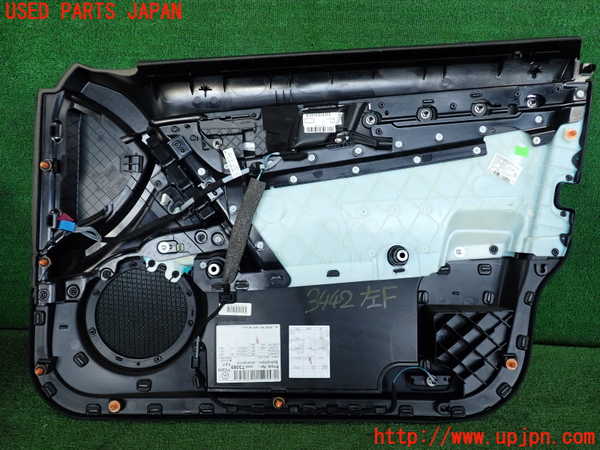 2UPJ-9234421264]ベンツ C200(204048)(204)左前ドア内張り 中古_4