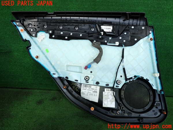 2UPJ-9234421294]ベンツ C200(204048)(204)右後ドア内張り 中古_4