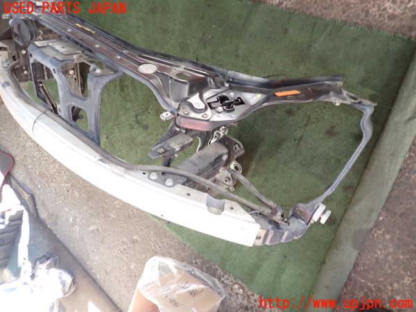 2UPJ-9234431041]ベンツ CLS350(219356C)(219)コアサポート 中古_3