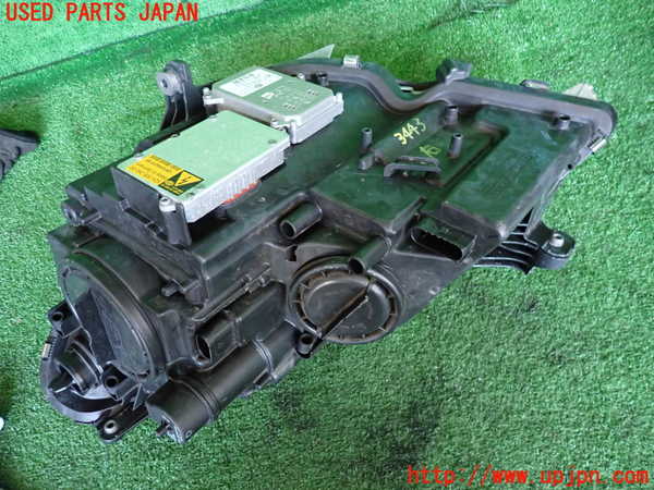 2UPJ-9234431130]ベンツ CLS350(219356C)(219)右ヘッドライト HID 中古_2