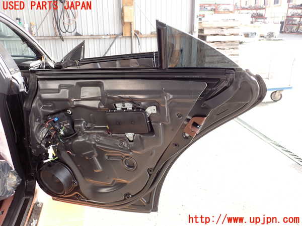 2UPJ-9234431290]ベンツ CLS350(219356C)(219)右後ドア 中古(43R-001026 M251)_3