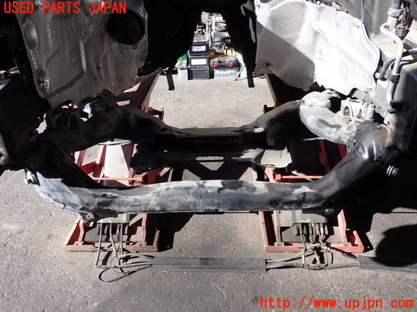 2UPJ-9234435285]ベンツ CLS350(219356C)(219)フロントメンバー 中古_2